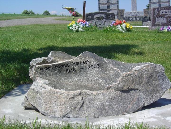 Memorial monument design